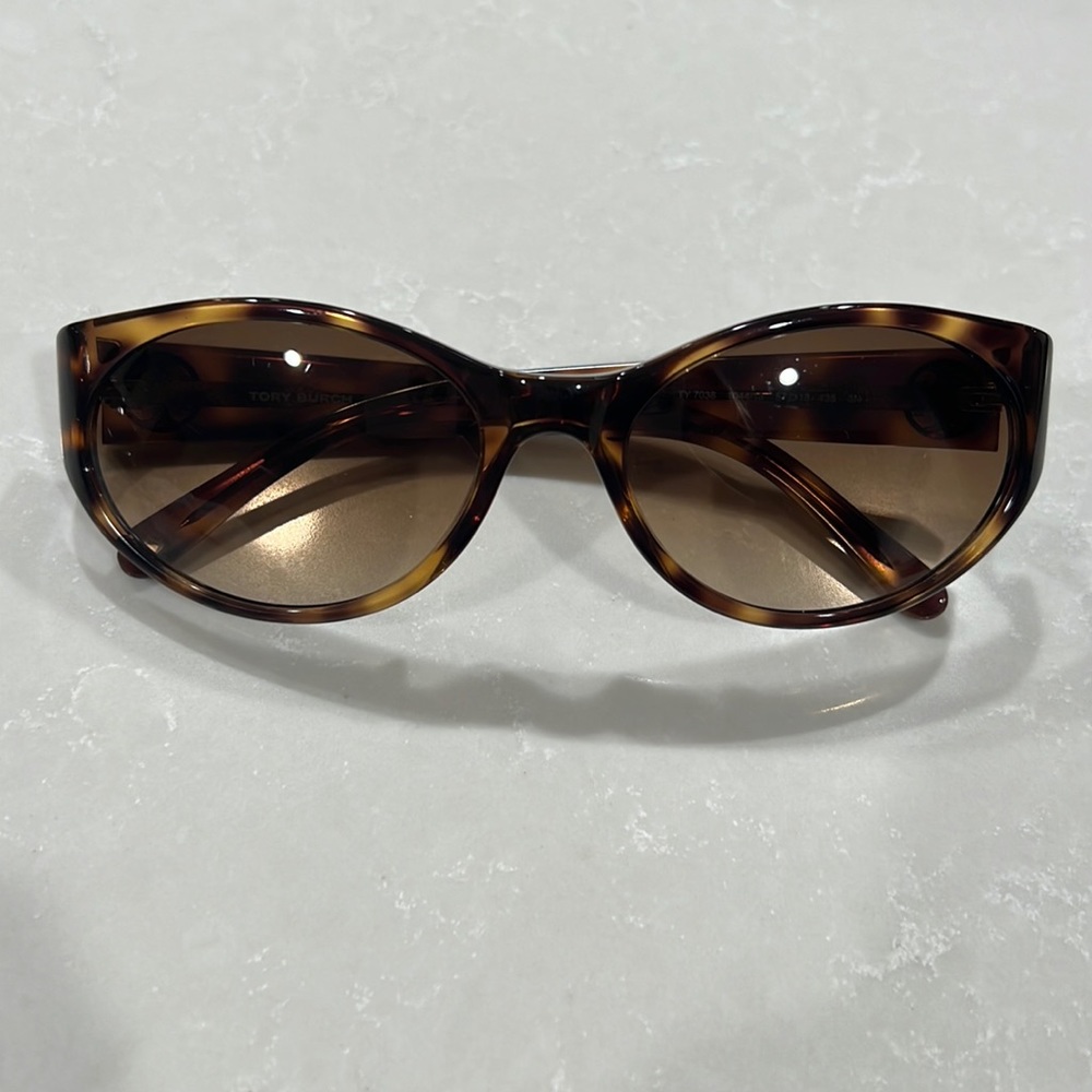 NWOT [Tory Burch] Women’s Retro Sunglasses HAVANA TY7038 1044/13